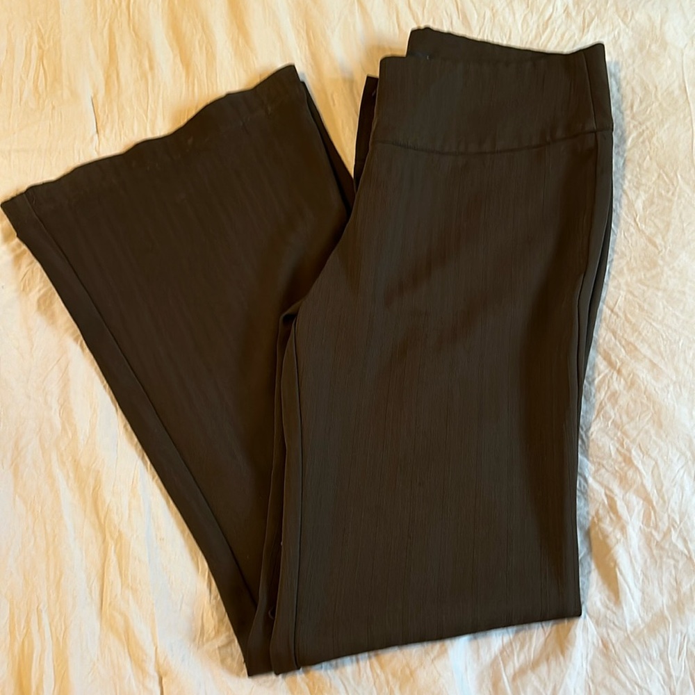 Junior’s pants